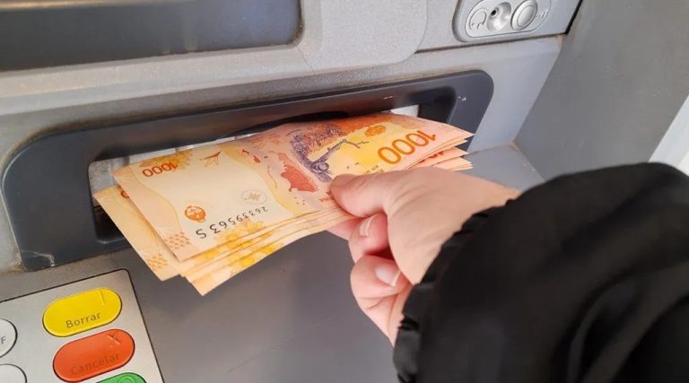 imgi_143_dinero2