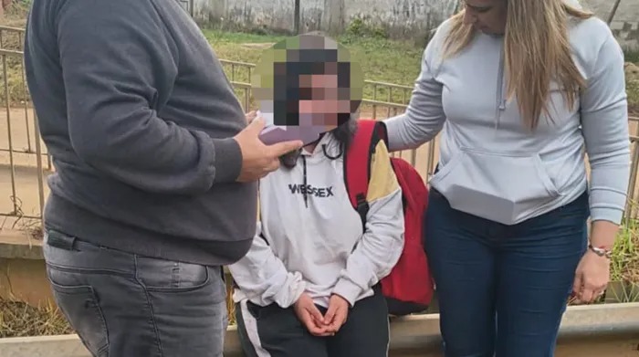 imgi_10_adolescente_hallada