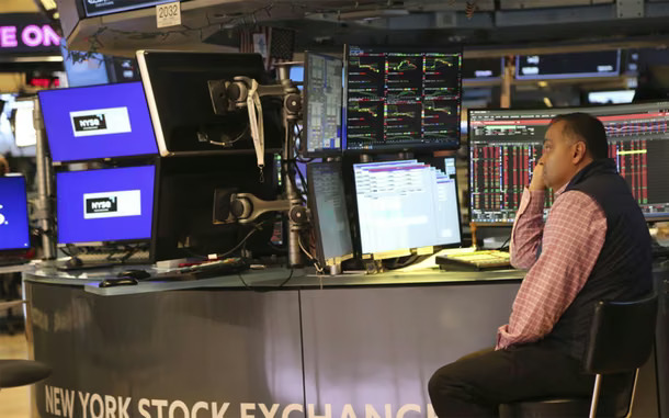 imgi_5_wall-street